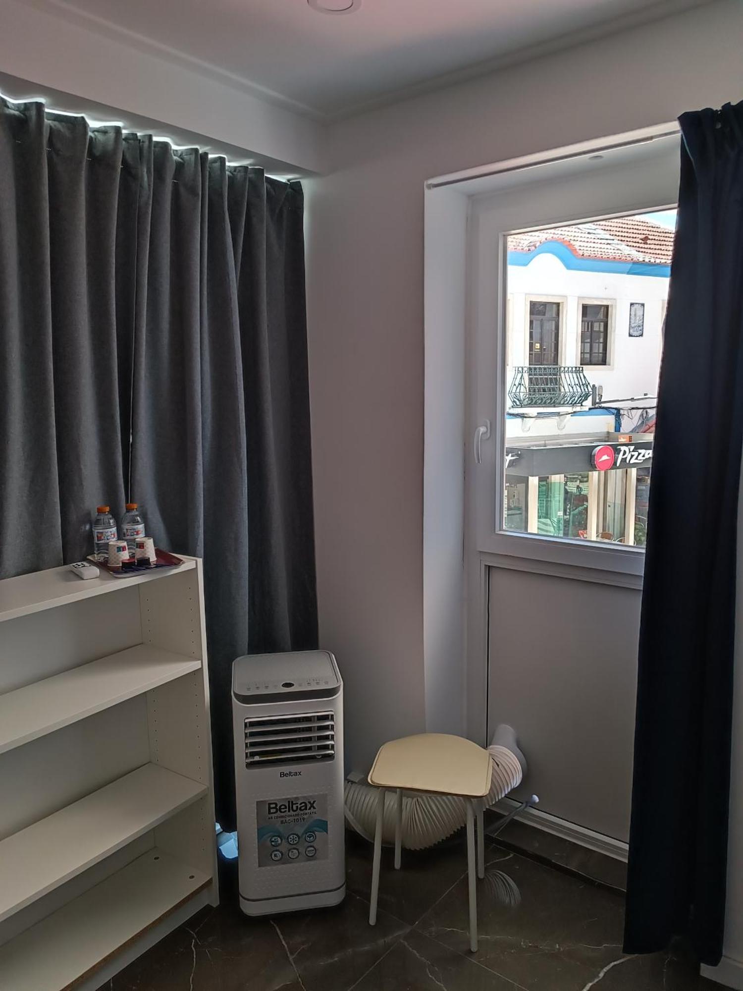 Plaza Caparica Hostel Costa de Caparica Eksteriør bilde